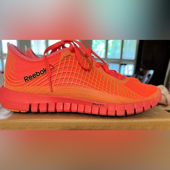 REEBOK Z GODDESS Size 8.5 Women’s Running Shoes PUNCHPINK/FLUORANGE - Picture 4 of 7